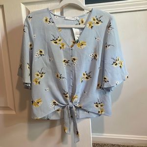 NWT Lush Sunflower Tie Top